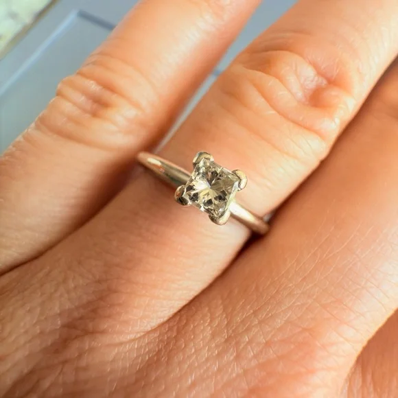 Natural Diamond 1/4 Carat 14k White Gold Classic Princess Cut Contempora… - Picture 3 of 10